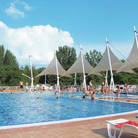 Holiday home Balatontourist Fured-2 By Interhome