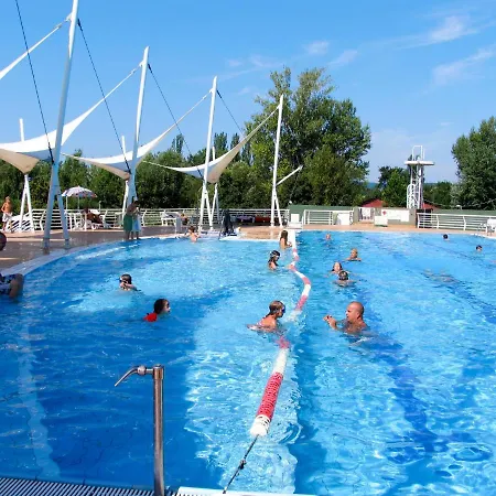 펜션 Balatontourist Fured-2 By Interhome
