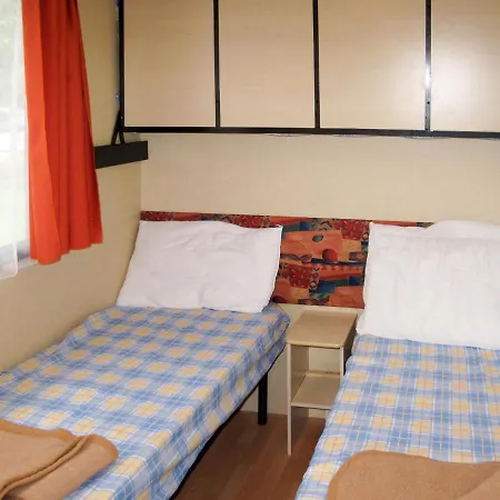 Balatontourist Fured-2 By Interhome *